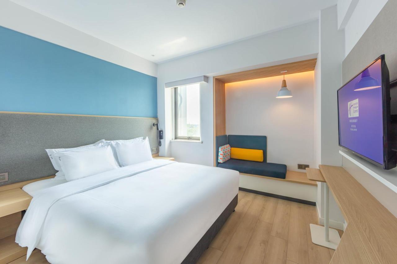 Holiday Inn Express Shanghai Pudong Airport By Ihg Exterior foto