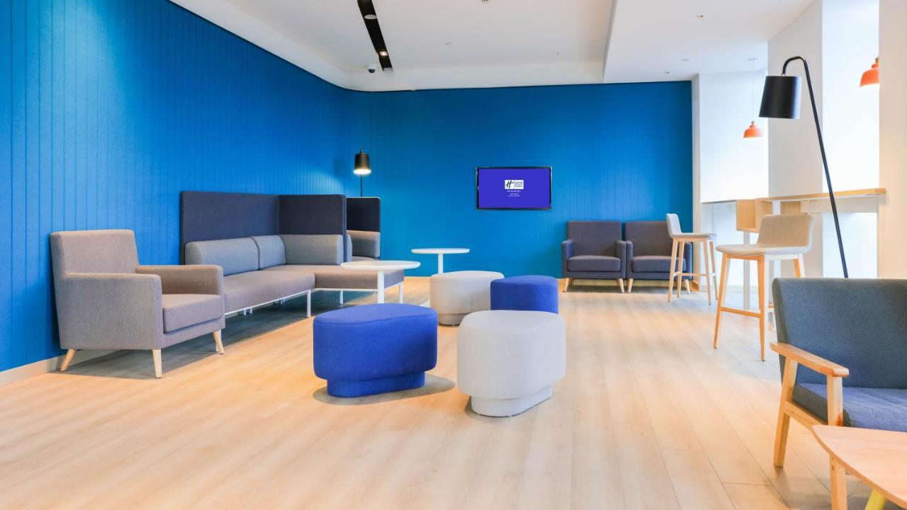 Holiday Inn Express Shanghai Pudong Airport By Ihg Exterior foto